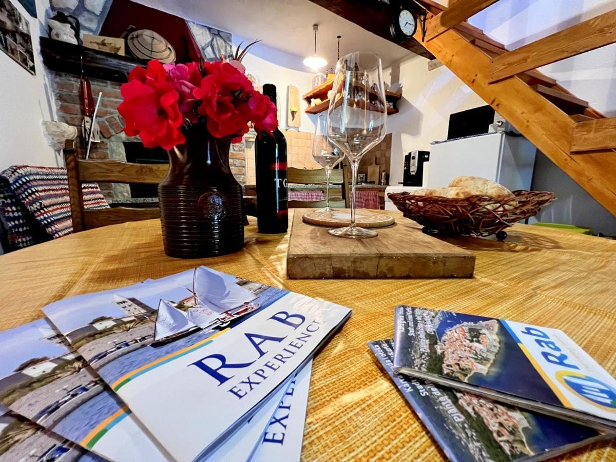 Casa Bella Holiday Home Rab Mundanije Zewnętrze zdjęcie