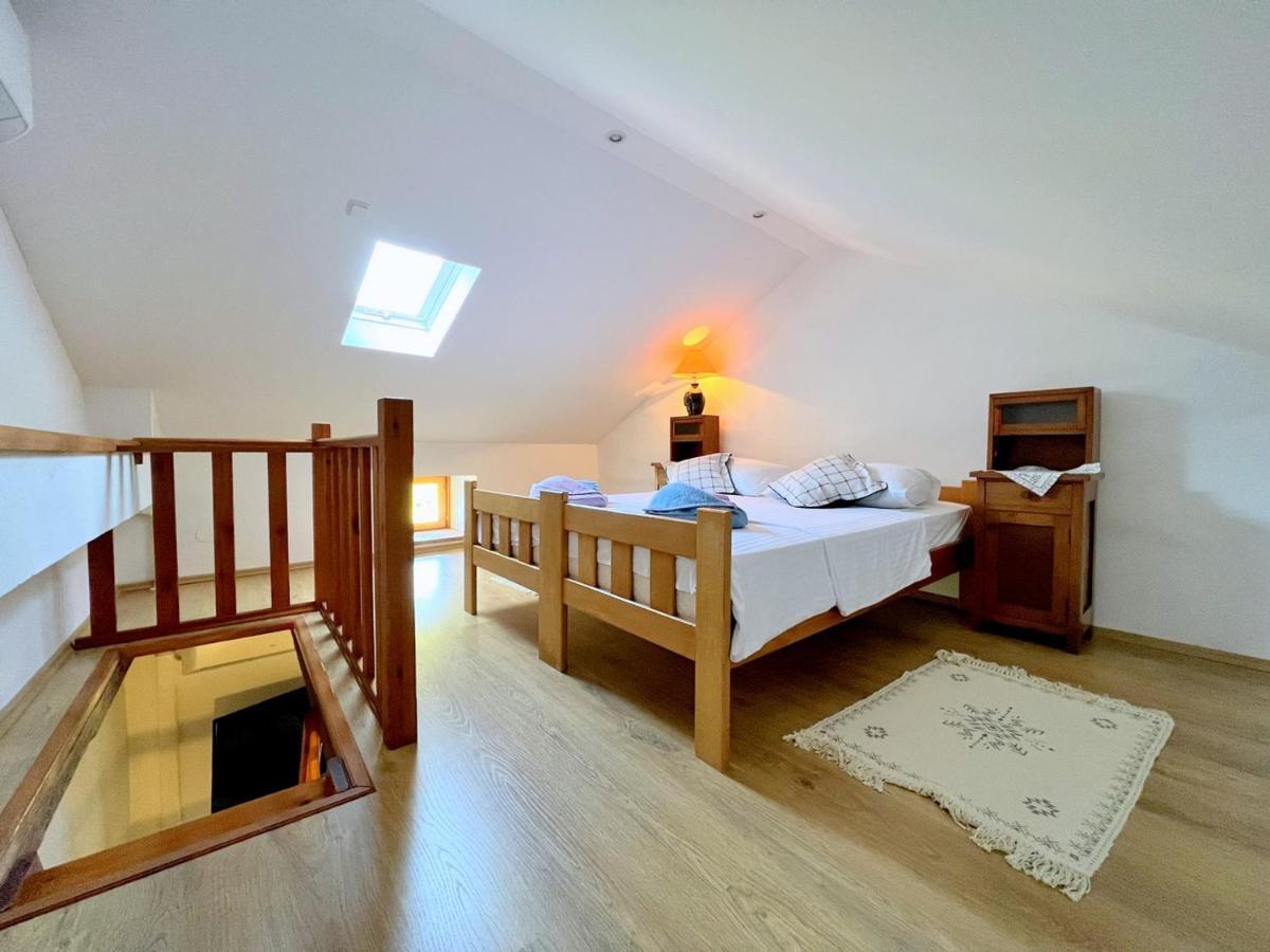 Casa Bella Holiday Home Rab Mundanije Zewnętrze zdjęcie
